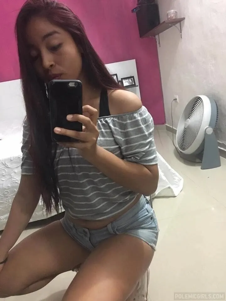 Megapack de flaca amateur, hermosa y muy hot, paja segura.
