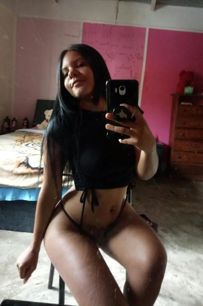 Deliciosa putita Venezolana