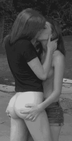 Fotos y Gifs en publico,al aire libre