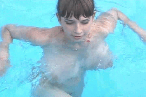 Gifs homenaje a una diosa Yulia Nova