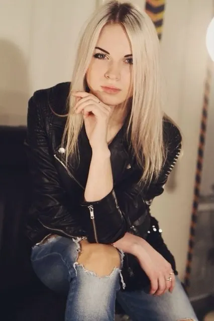 02/03