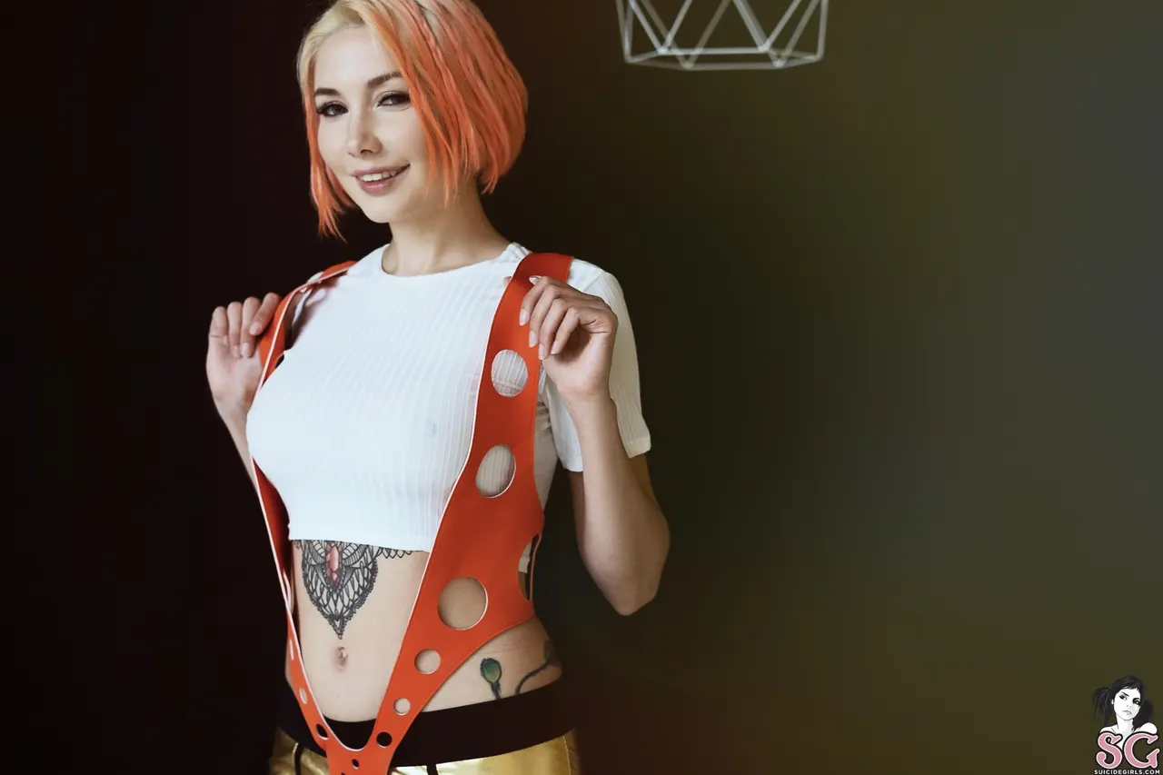 krissi Leeloo