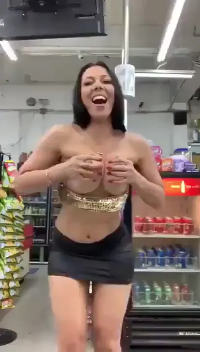 Cuando ella va al super