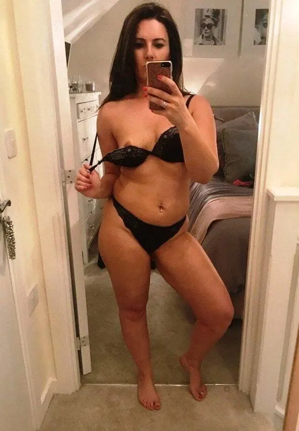 Esta milf y sus selfies para vos