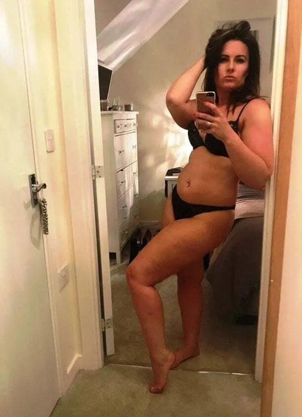 Esta milf y sus selfies para vos