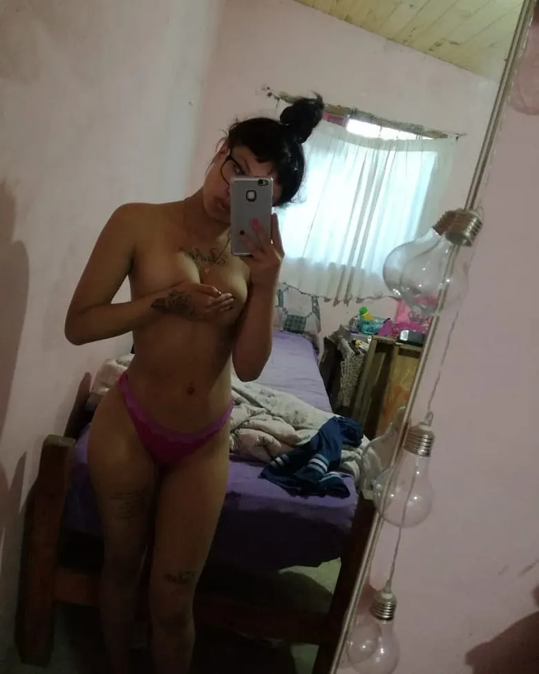 Puta tatuada