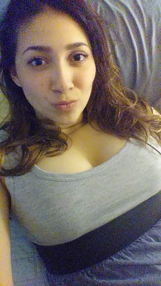 Enfermera tetona y hace gym