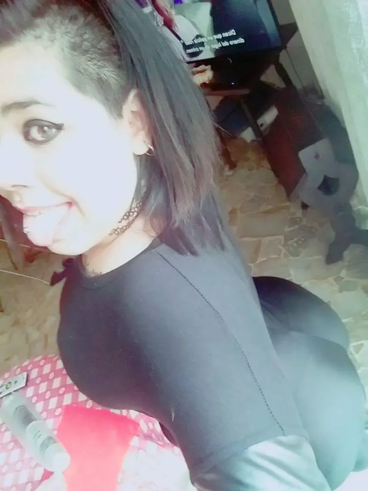 Volví con un post nenas en calza y mini short les va?😉
