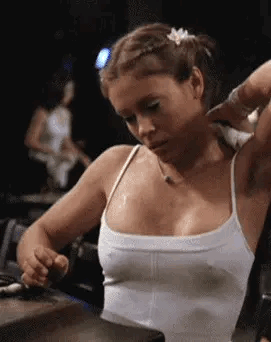 No Bra