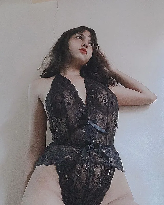 Rositamilk, una hermosa y voluptuosa venezolana!