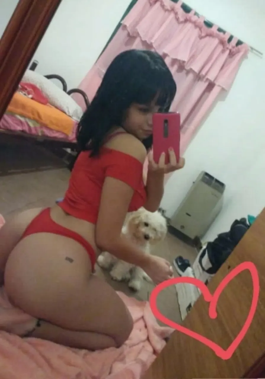 Hermosa Pendeja tetona y culona