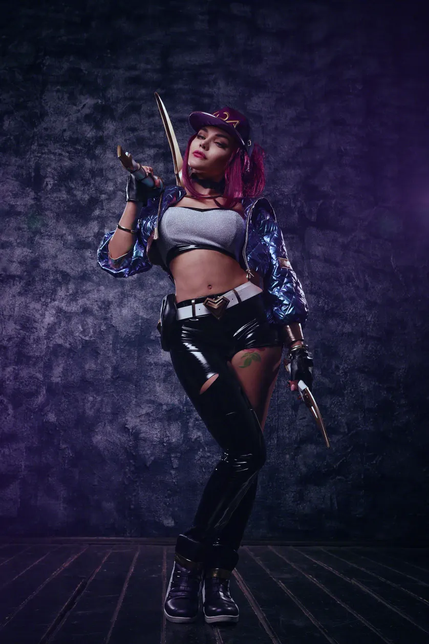 Kalinka Fox; Akali Cosplay