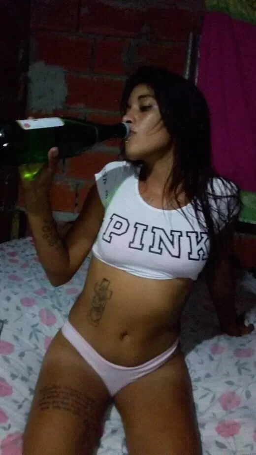 una turrita hincha de boca hermosa