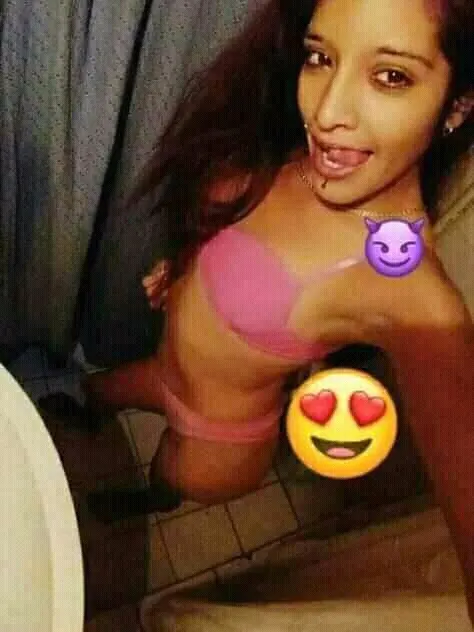 una turrita hincha de boca hermosa