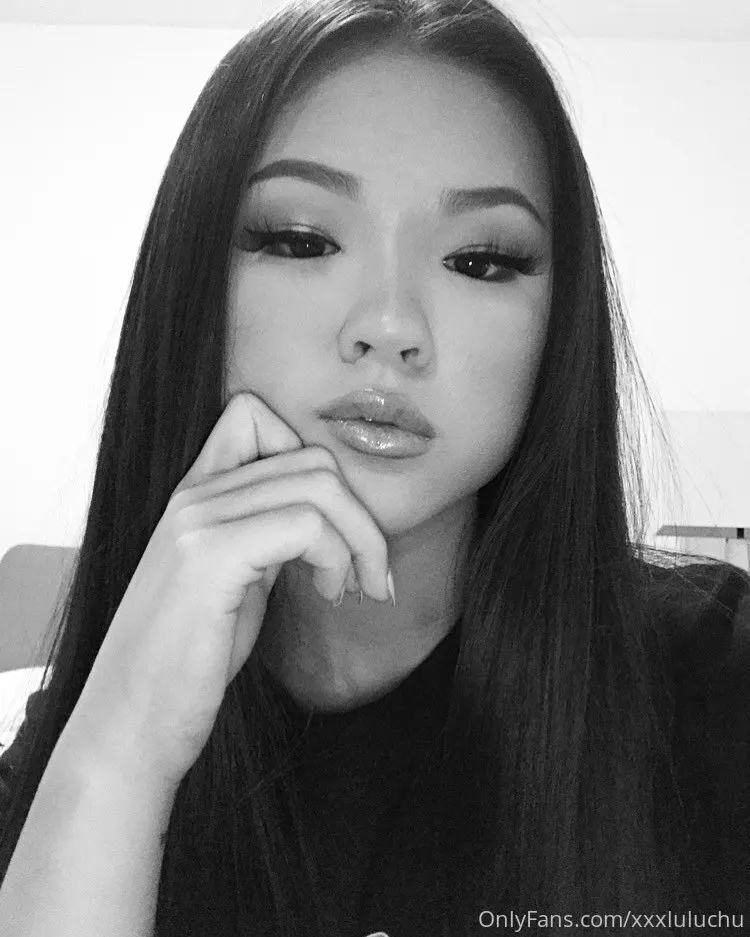 Tierna japonesa te muestra su conchita🤤