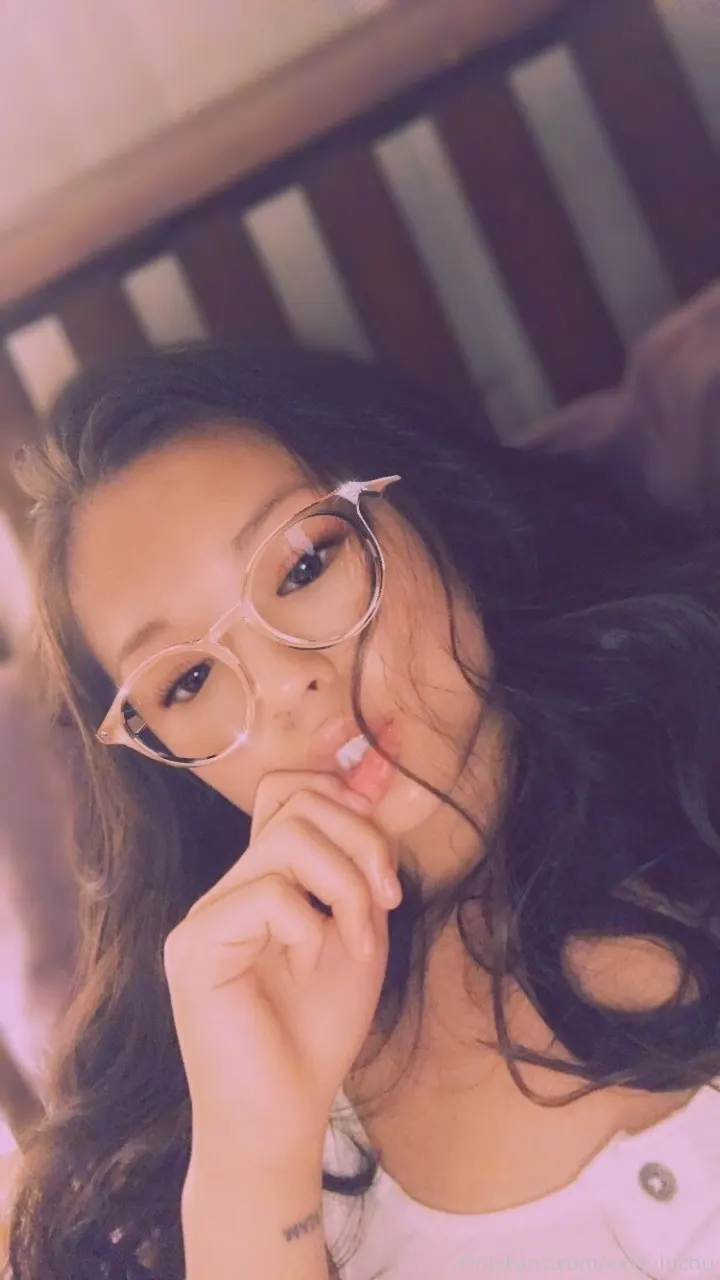 Tierna japonesa te muestra su conchita🤤