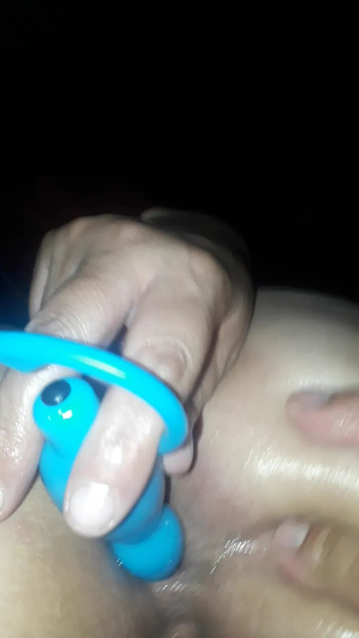 Mi nena cada vez más juguetona y putita