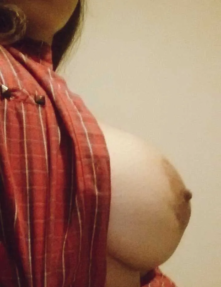 Las riquísimas tetas de paulita 🤑