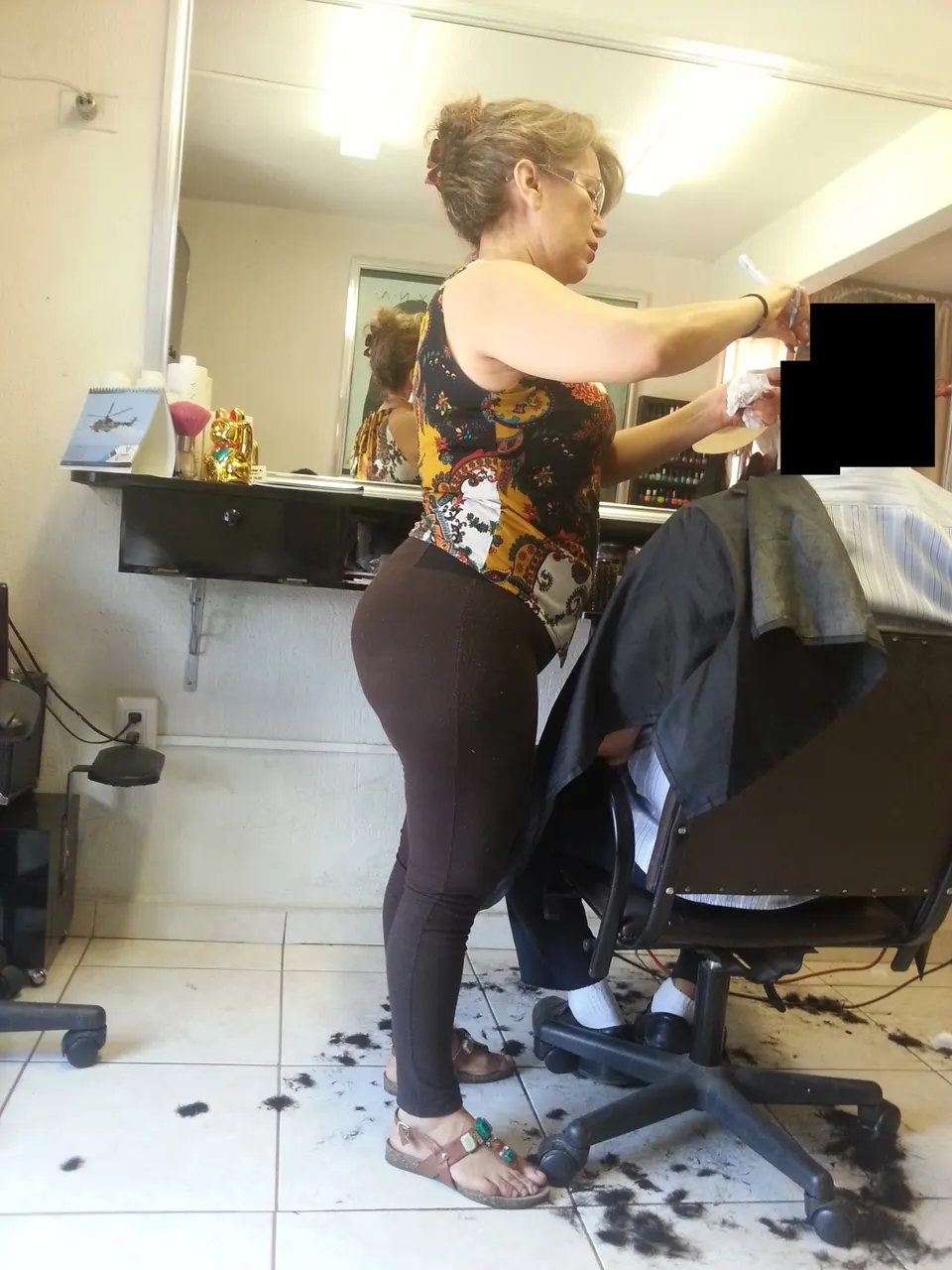 Una peluquera así (MILF)😍😍😍
