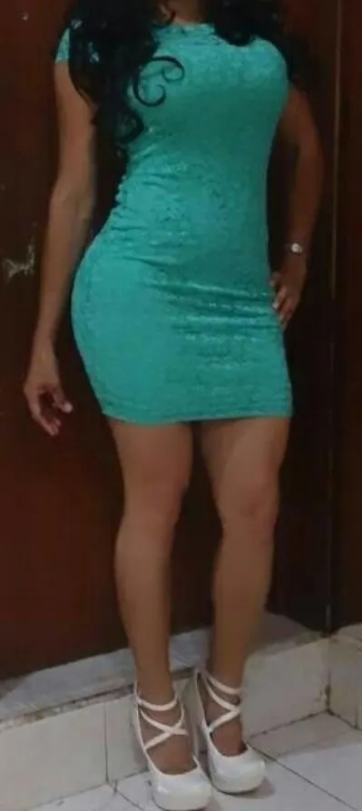 2 MILFS a quien eliges