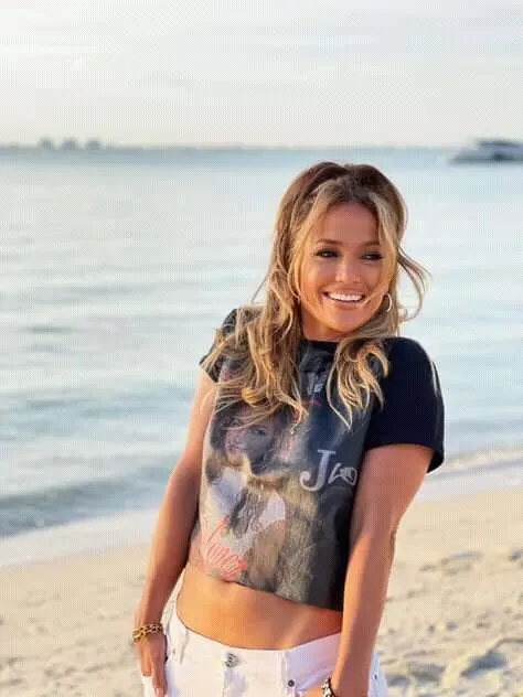 Jennife Lopez Eterna Ricura