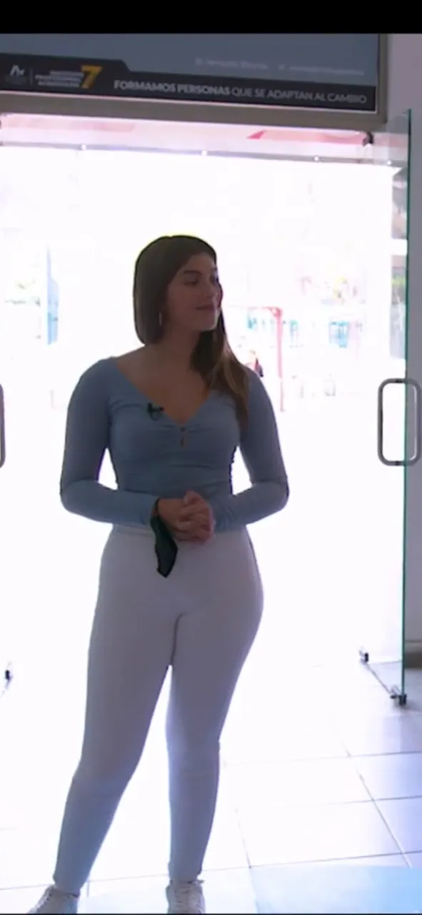 No se ustedes pero esta pendeja me la deja redura