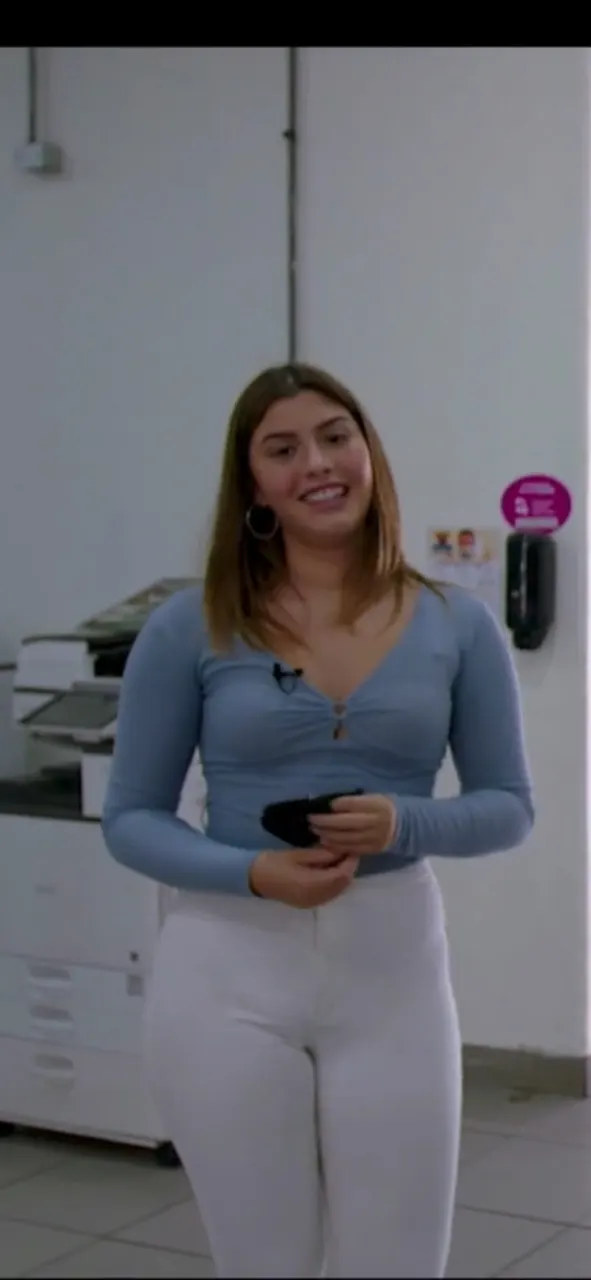 No se ustedes pero esta pendeja me la deja redura