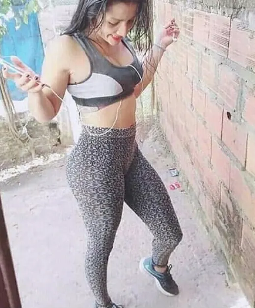 La sra de mi amigo el abogado